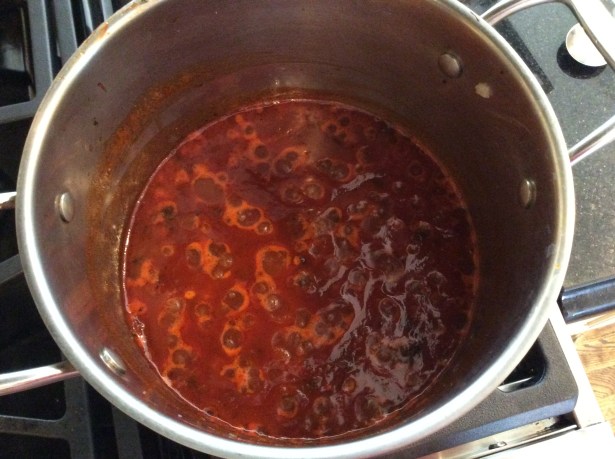 barbecue sauce pan:cooked