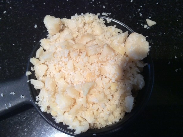 pear tart macadamias